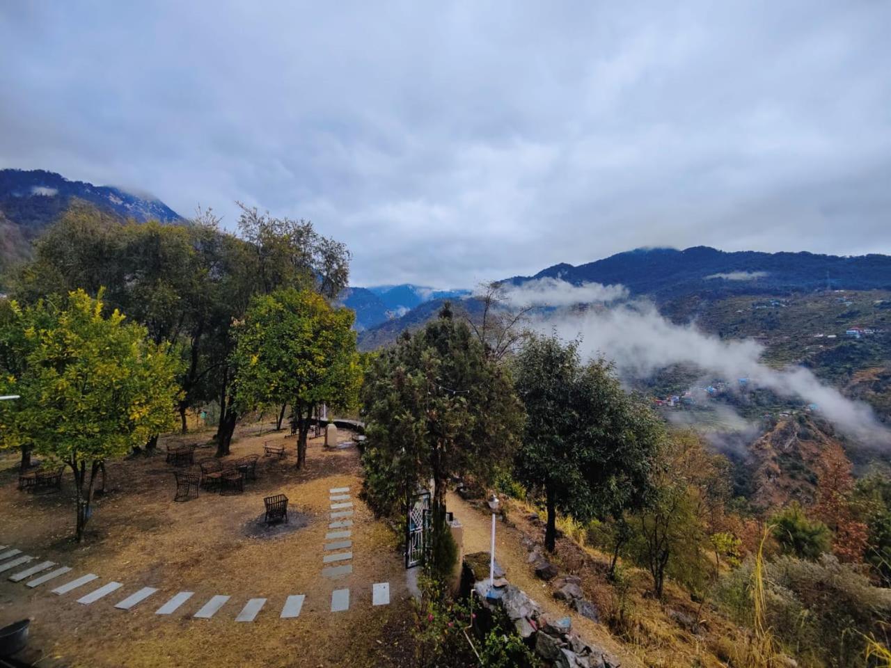 Hotel Dharohar Chopta Ukhimath Exterior foto